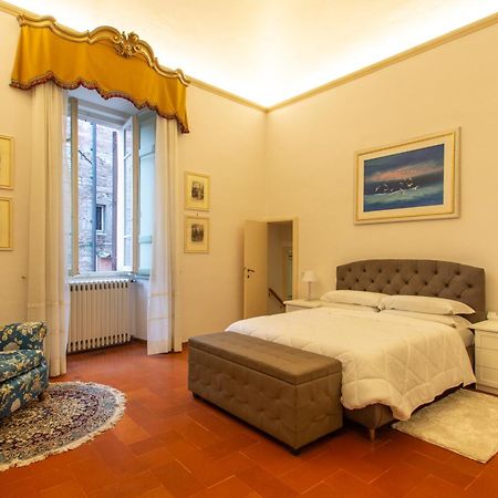 Maggiore Suite - Piazza IV Novembre Перуджа Екстериор снимка