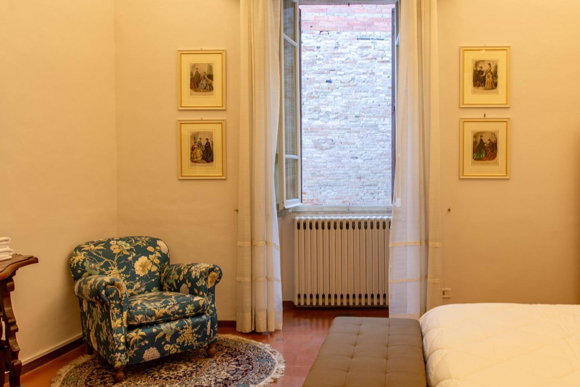 Maggiore Suite - Piazza IV Novembre Перуджа Екстериор снимка